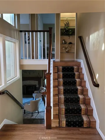 Entry level. Upstairs for 2 bedrooms and bathrooms. Downstairs for living room, dining room and kitchen.