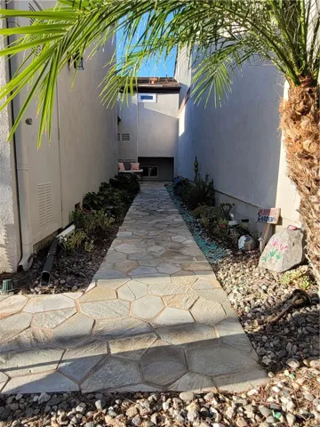 Inviting walkway to front door