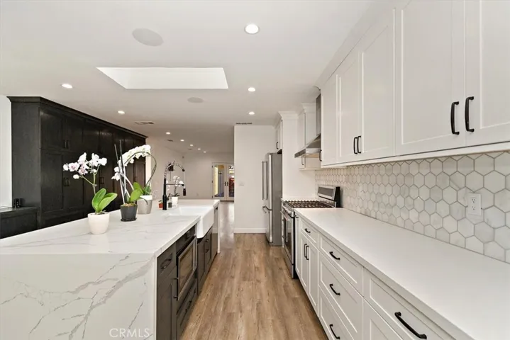3447 8th Avenue, Los Angeles, California 90018
