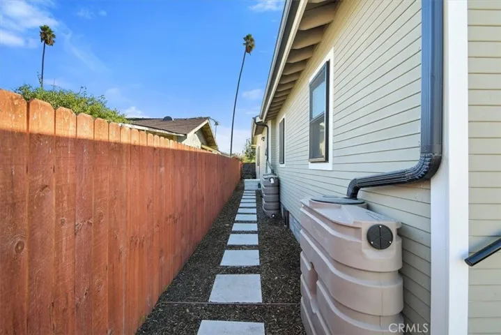 3447 8th Avenue, Los Angeles, California 90018