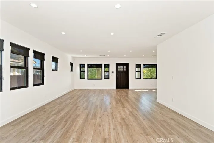 3447 8th Avenue, Los Angeles, California 90018