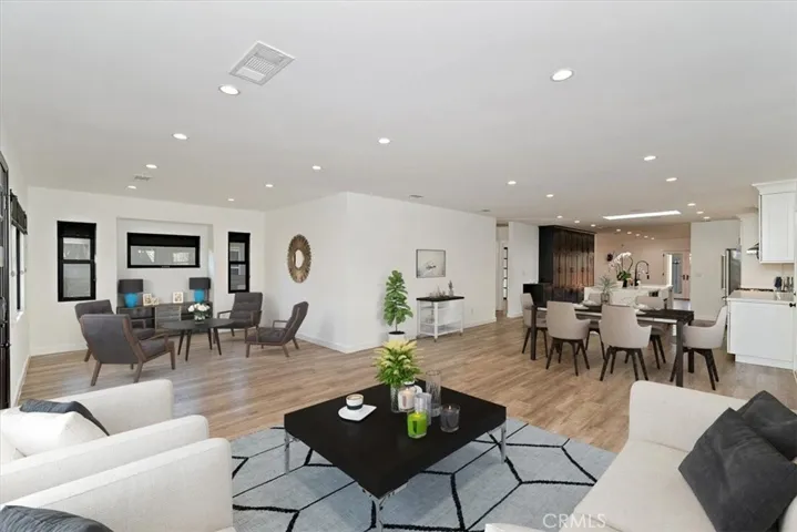 3447 8th Avenue, Los Angeles, California 90018