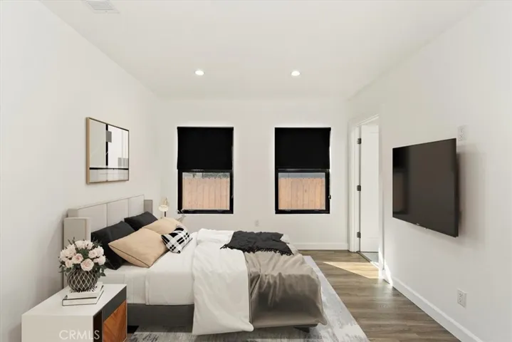 3447 8th Avenue, Los Angeles, California 90018