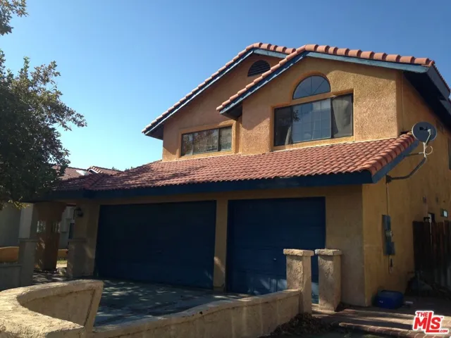 5215 Opal Avenue, Palmdale, California 93552