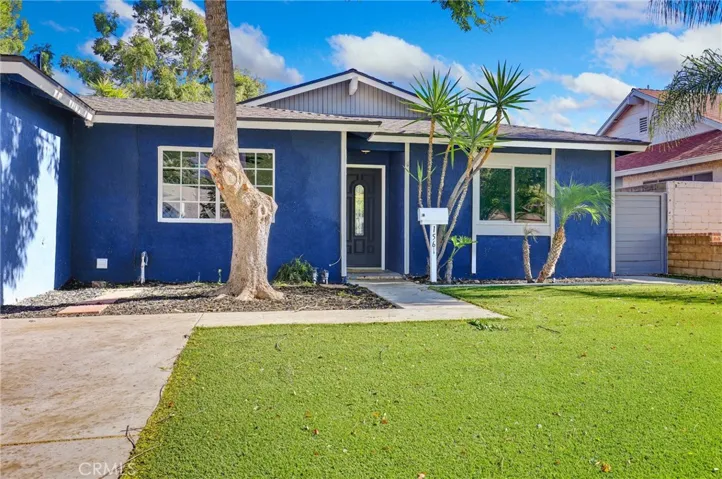 1561 Brentwood Drive, Corona, California 92882