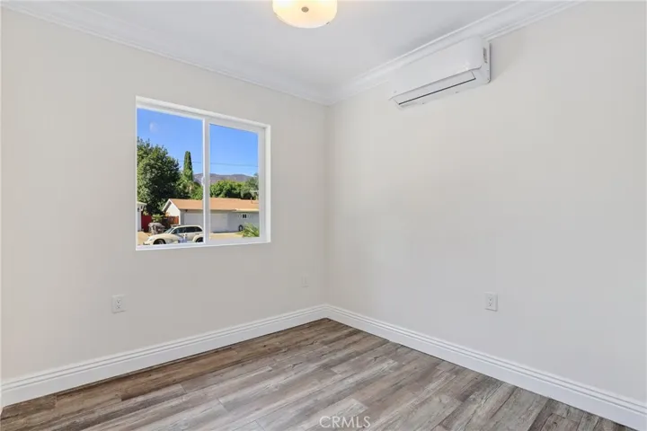 1561 Brentwood Drive, Corona, California 92882