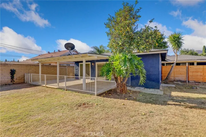 1561 Brentwood Drive, Corona, California 92882