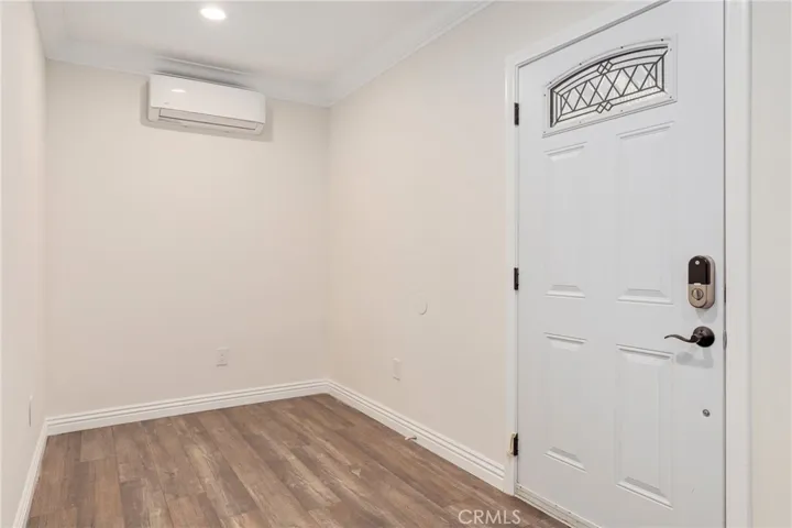 1561 Brentwood Drive, Corona, California 92882
