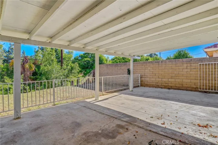 1561 Brentwood Drive, Corona, California 92882