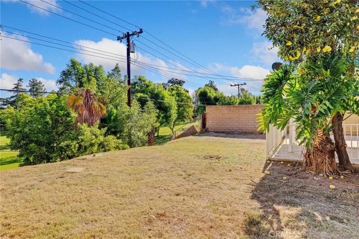 1561 Brentwood Drive, Corona, California 92882