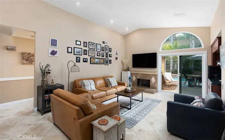27764 Bahamonde, Mission Viejo, California 92692