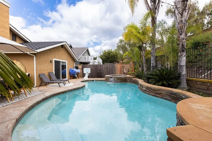 27764 Bahamonde, Mission Viejo, California 92692