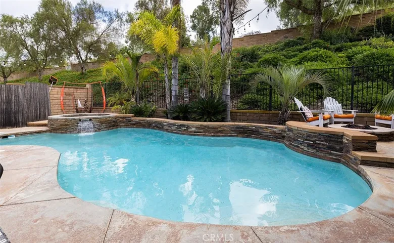 27764 Bahamonde, Mission Viejo, California 92692