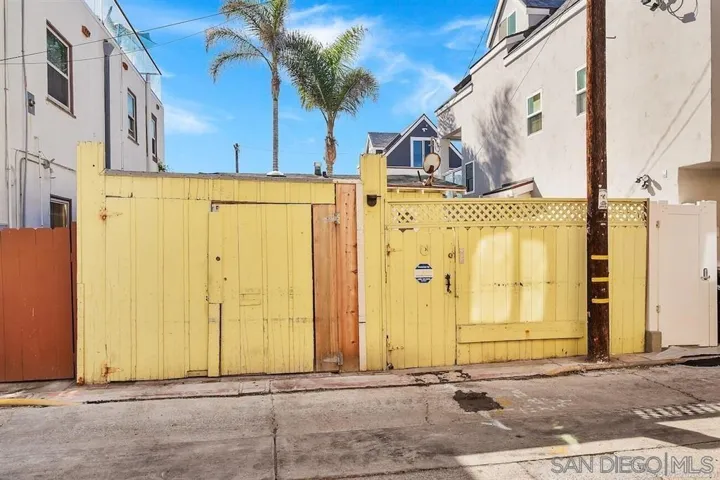 728 Verona Ct, San Diego, California 92109