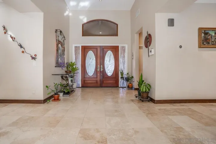 16072 Cross Fox Ct, Poway, California 92064