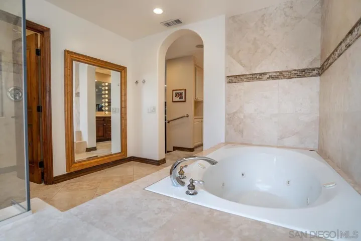 16072 Cross Fox Ct, Poway, California 92064