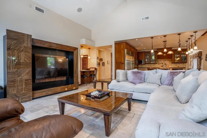 16072 Cross Fox Ct, Poway, California 92064