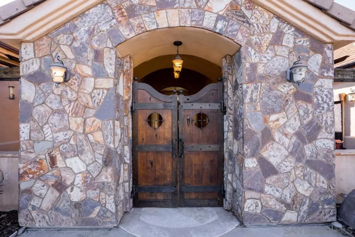 16072 Cross Fox Ct, Poway, California 92064