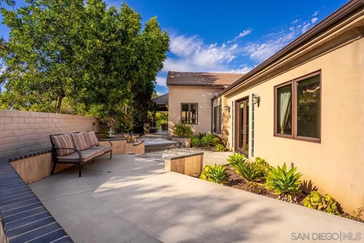 16072 Cross Fox Ct, Poway, California 92064