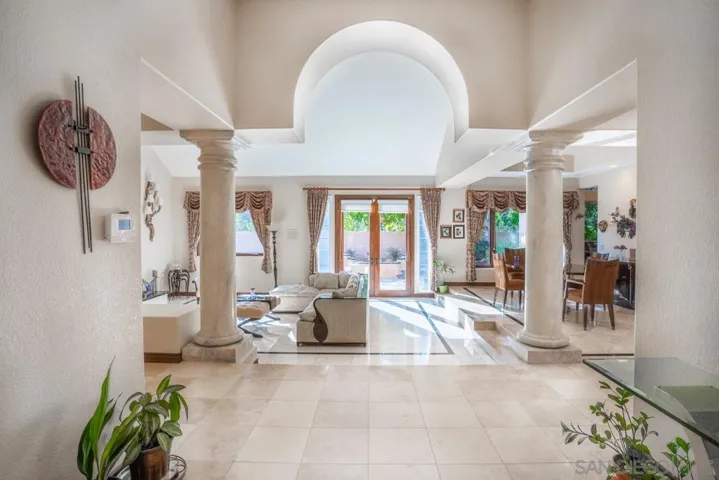 16072 Cross Fox Ct, Poway, California 92064