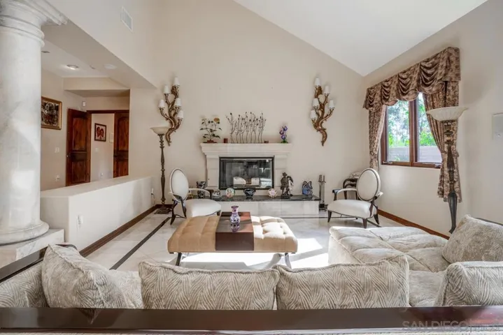 16072 Cross Fox Ct, Poway, California 92064