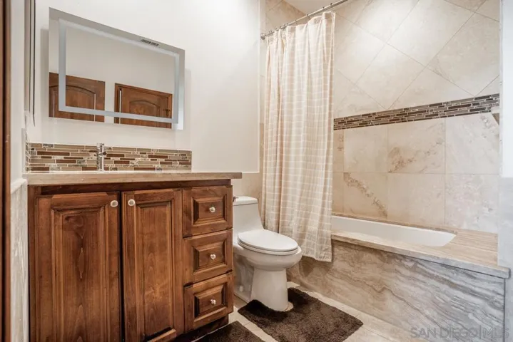 16072 Cross Fox Ct, Poway, California 92064