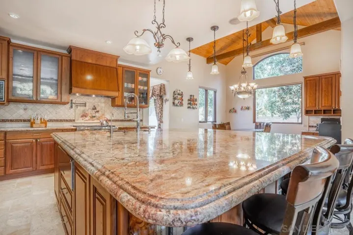 16072 Cross Fox Ct, Poway, California 92064