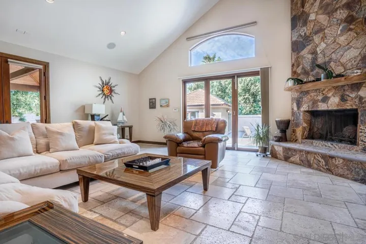 16072 Cross Fox Ct, Poway, California 92064