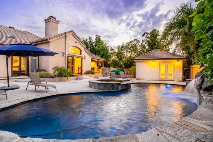 16072 Cross Fox Ct, Poway, California 92064