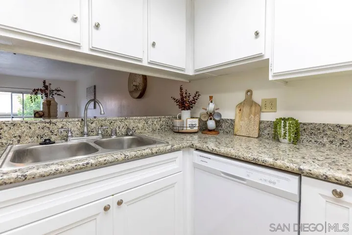 3916 60th St 107, San Diego, California 92115