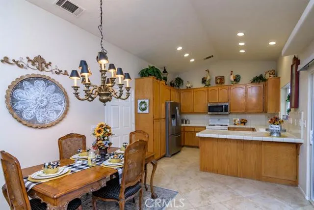 12820 Spring Valley Parkway, Victorville, California 92395