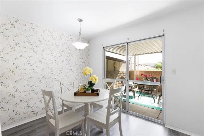 Breakfast Nook