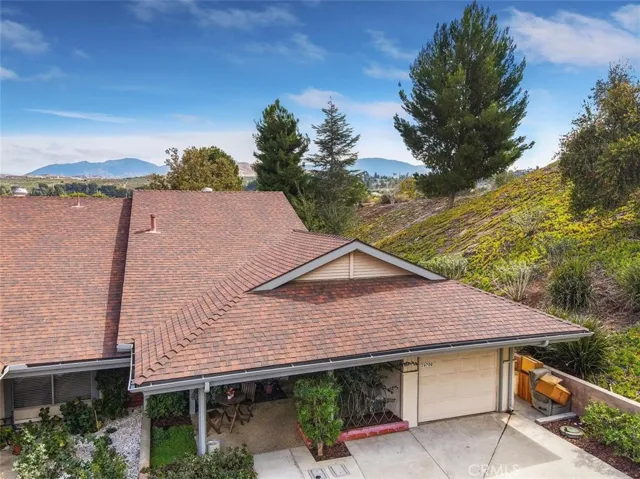 26700 Oak Branch Circle, Newhall, California 91321