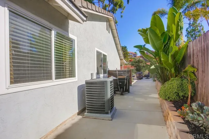 610 Rose Court, San Marcos, California 92069