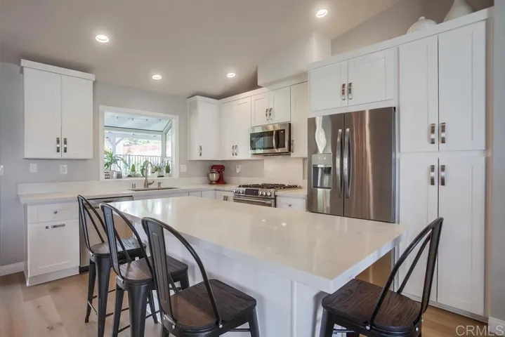610 Rose Court, San Marcos, California 92069