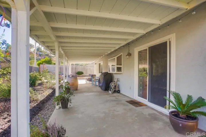 610 Rose Court, San Marcos, California 92069