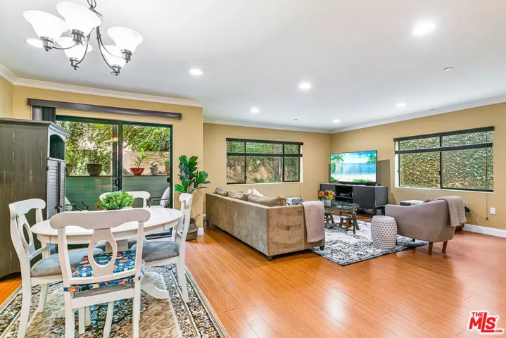 7123 Greeley Street 103, Tujunga, California 91042
