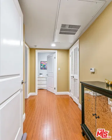 7123 Greeley Street 103, Tujunga, California 91042