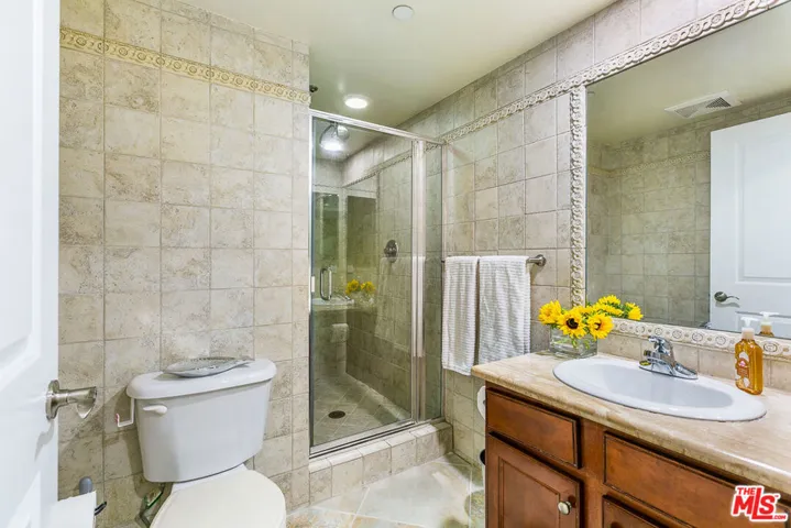 7123 Greeley Street 103, Tujunga, California 91042