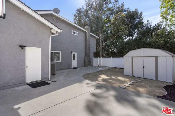 5803 Calmfield Avenue, Agoura Hills, California 91301