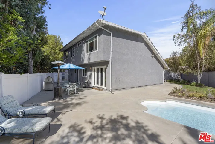 5803 Calmfield Avenue, Agoura Hills, California 91301