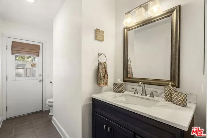 5803 Calmfield Avenue, Agoura Hills, California 91301