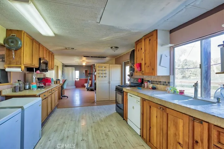 27820 Hammack Avenue, Perris, California 92570