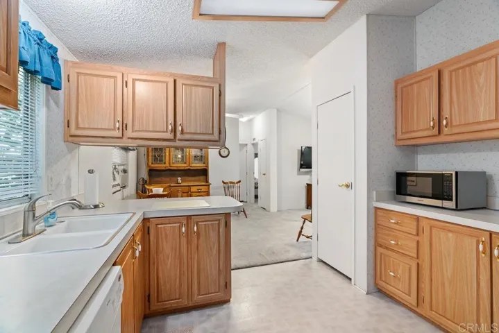 3909 Reche Road 73, Fallbrook, California 92028