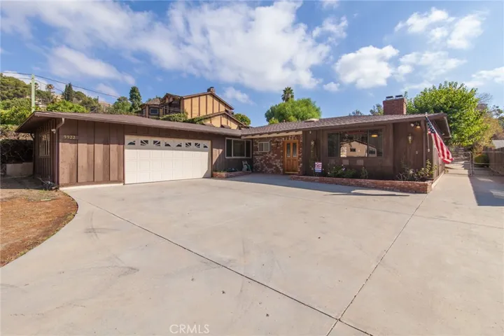 9922 Wornom Avenue, Shadow Hills, California 91040
