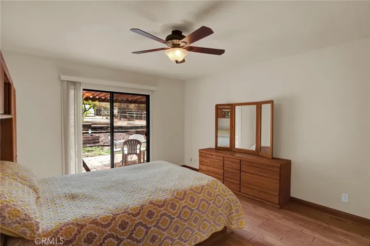 9922 Wornom Avenue, Shadow Hills, California 91040