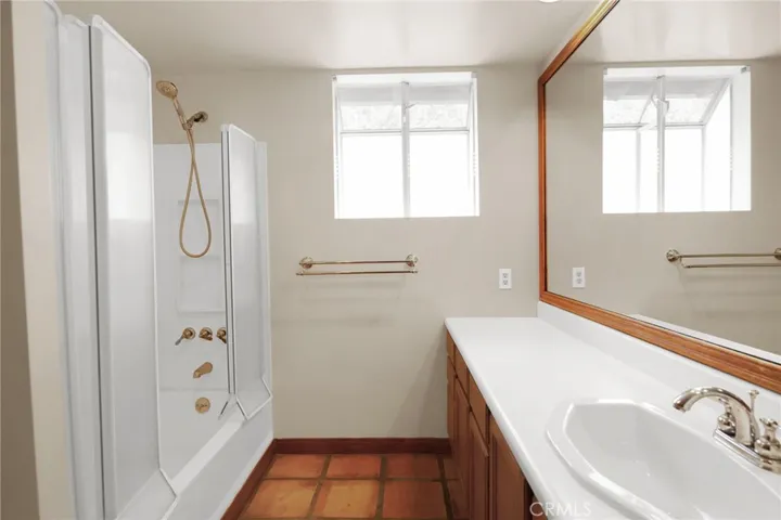 9922 Wornom Avenue, Shadow Hills, California 91040