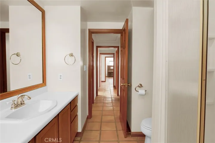 9922 Wornom Avenue, Shadow Hills, California 91040