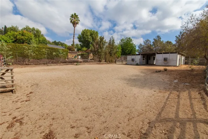 9922 Wornom Avenue, Shadow Hills, California 91040