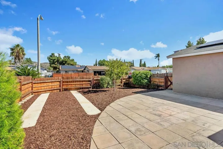 8626 Ian Way, Santee, California 92071